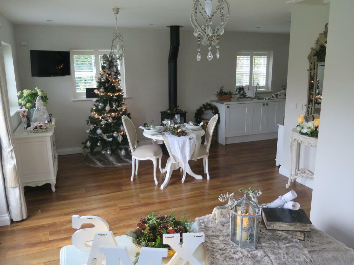 The Pavilion At Brunger House Tenterden Bagian luar foto